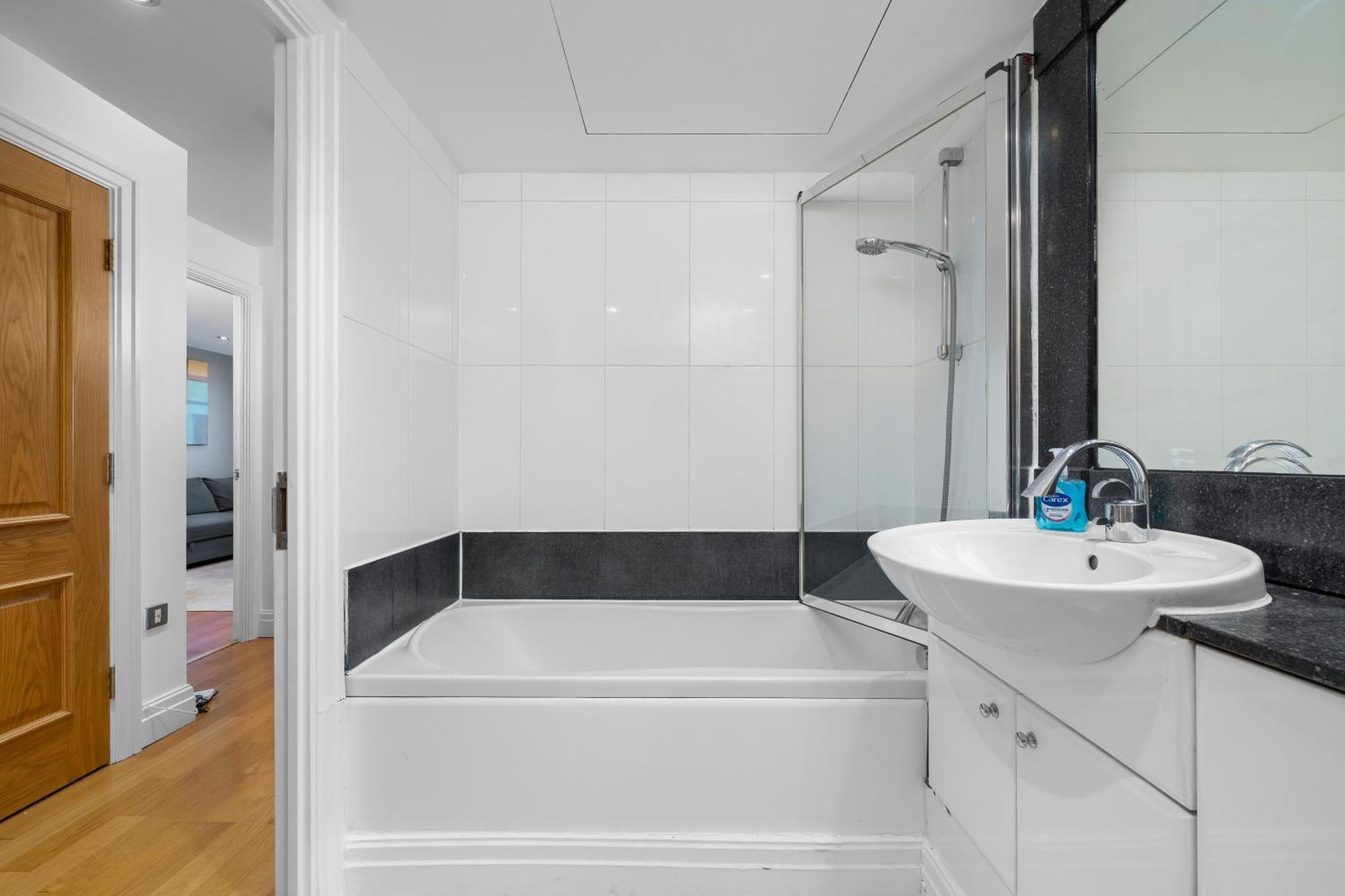 Modern Paddington Station 2 Bedroom Apartment London Eksteriør bilde